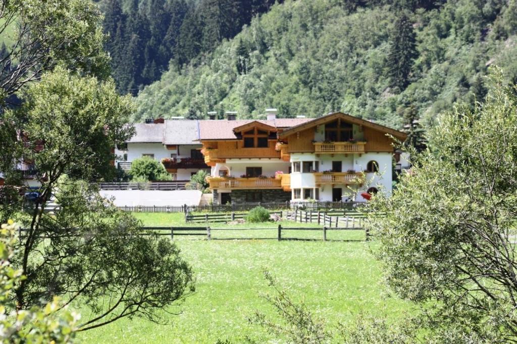 Landhaus Alpensonne Neustift im Stubaital Exterior foto